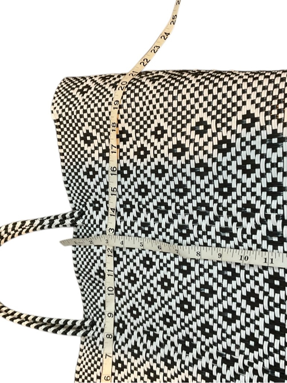 Source Unknown Black and White Geometric Woven Tote - Picture 8 of 9